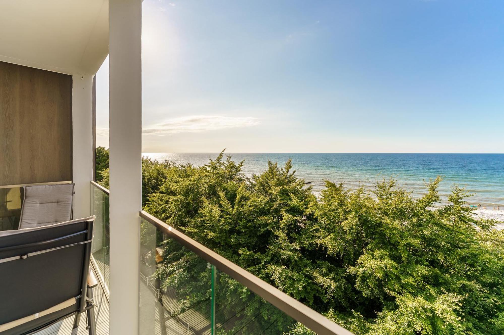 Apartament Kapitanski Z Widokiem Na Morze 4 Pietro - By Perlowa Przystan Rent Sianożęty Exterior foto